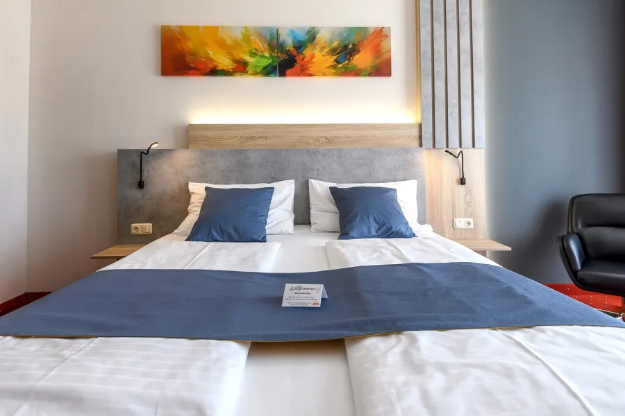 Doppelzimmer mit Balkon